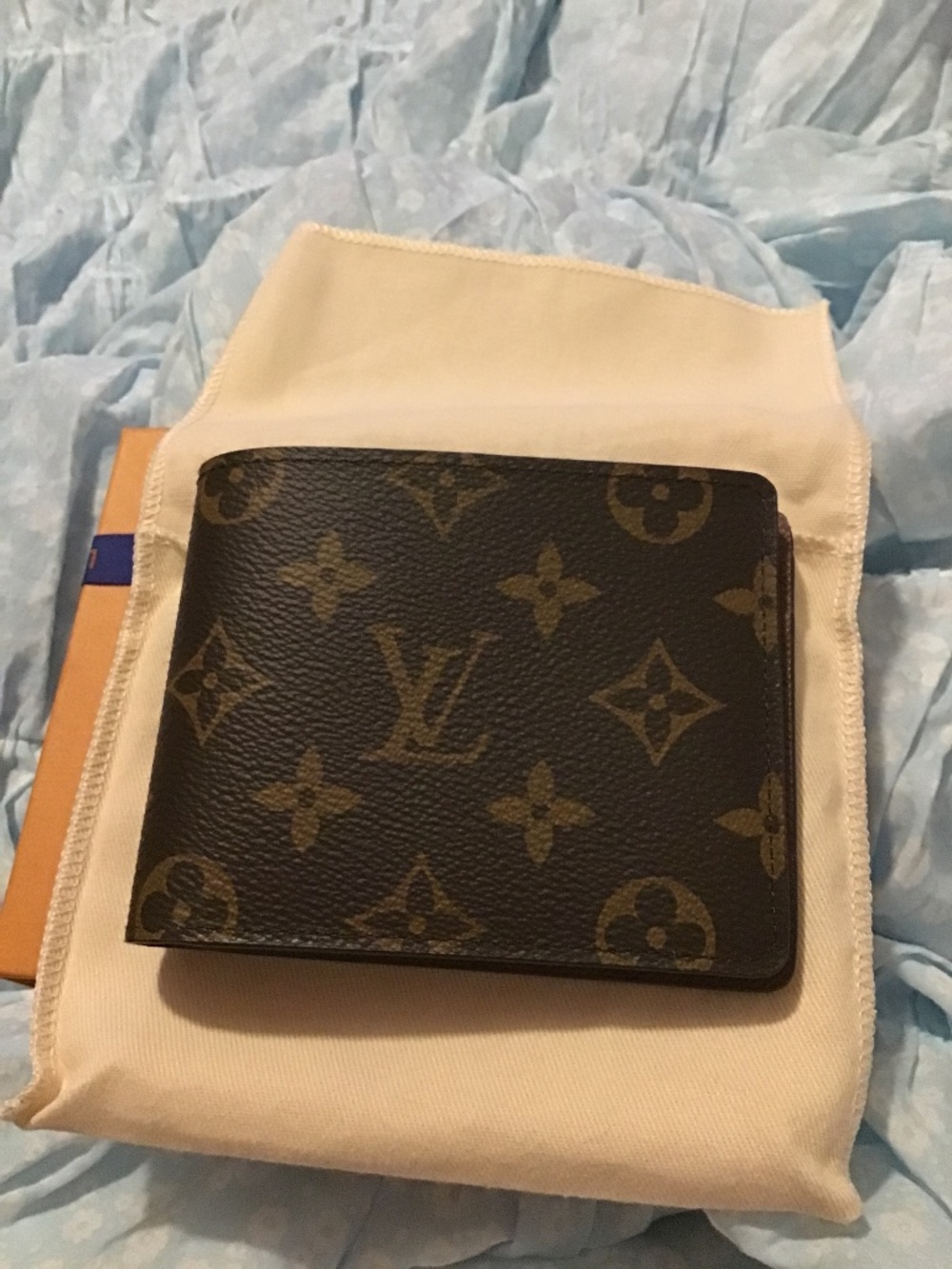 Wallet - Picture 3 of 6